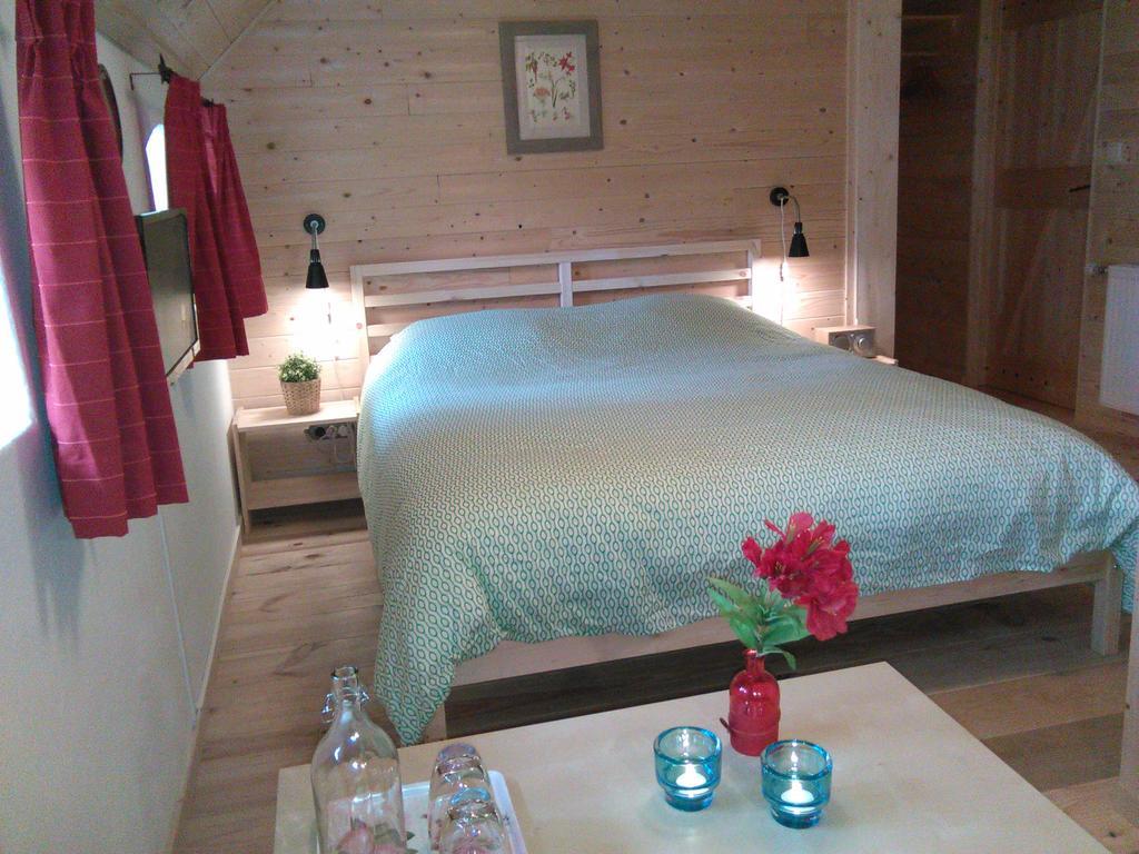 B&B De Luttikhoeve Giethmen Extérieur photo